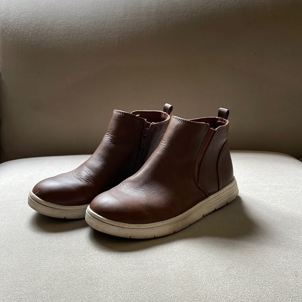 Boys Abram Sneakers - Cat & Jack Brown Size 2